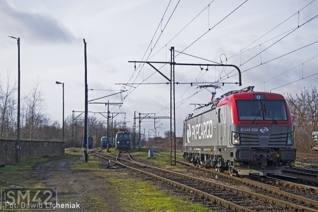 EU46-520